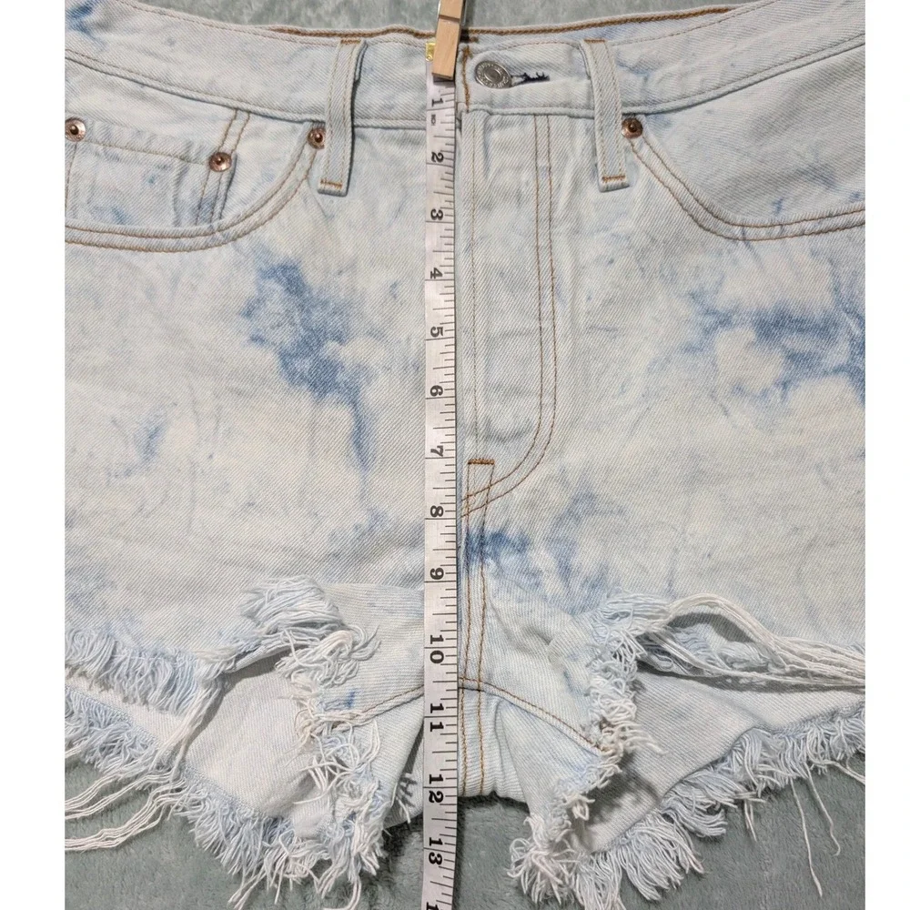 Levis 501 Original Button fly High Rise Cutoff Denim Jorts Acid Wash Blue 28